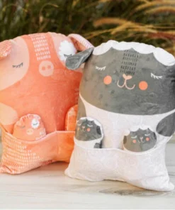 Moda Fabrics - Farmstead by Stacy Iest Hsu - Panel - Cuddle Animals - Sheep and Pigs - 20943 11QC